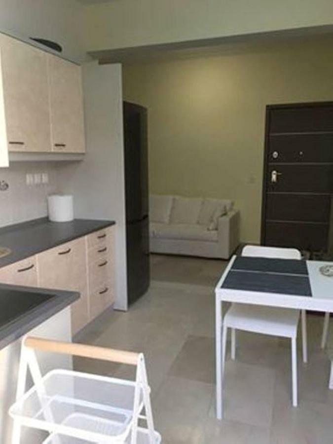Grace Apartments Loutráki Esterno foto