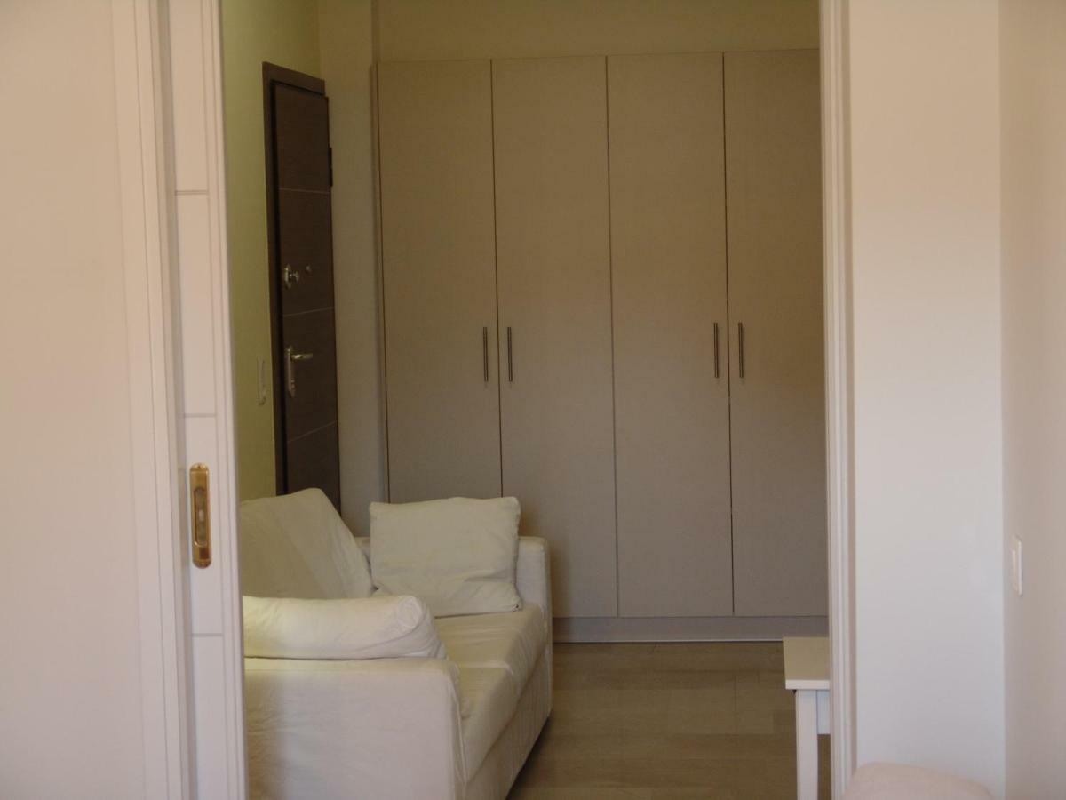 Grace Apartments Loutráki Esterno foto