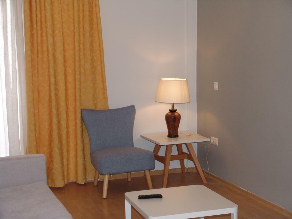 Grace Apartments Loutráki Esterno foto